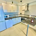 아파트 Tropical Rest 바하마르